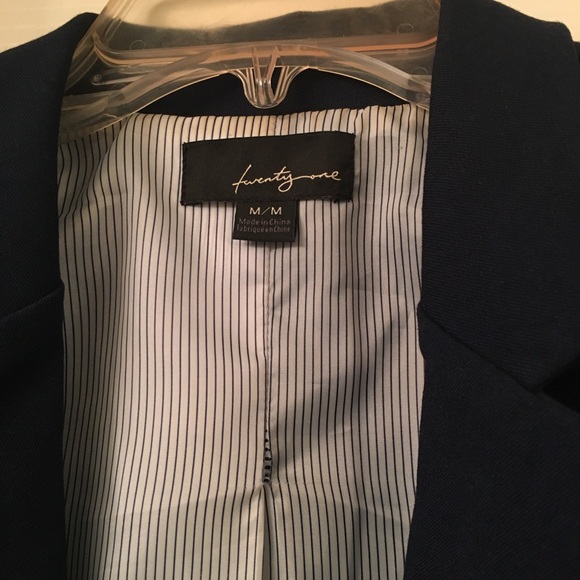 Forever 21 Blazer - Picture 4 of 6